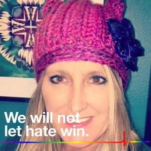 Meet your Posher, Dana